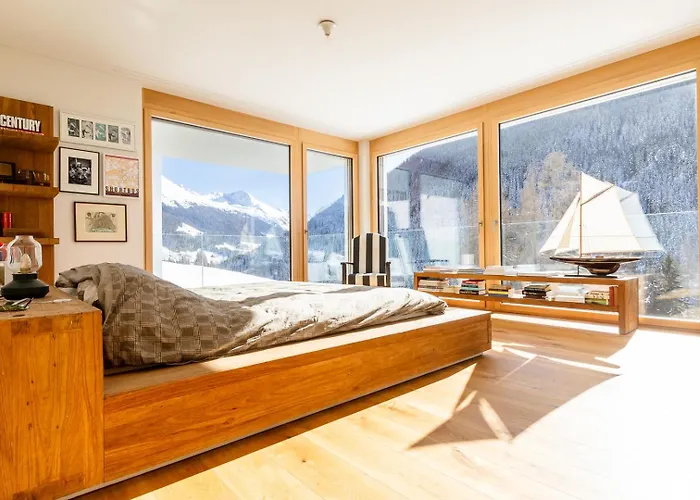 New Modern 4br With Mountain Views In Villa