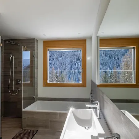 וילה New Modern 4br With Mountain Views In דאבוס